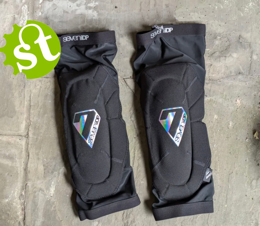 Singletrack gives rave review of Sam Hill Knee Pads!